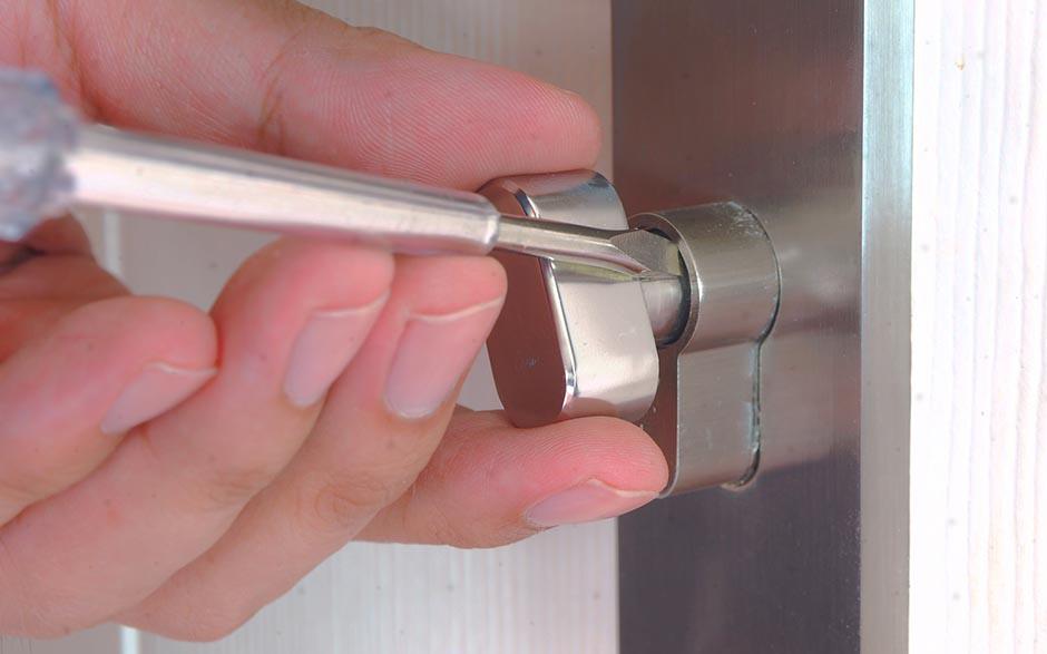 changer un barillet de serrure Levallois-Perret